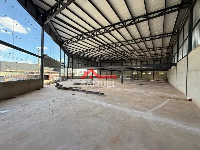 Galpão / Barracão com 1100m², à venda ou para alugar, no bairro Samambaia Sul em Brasília