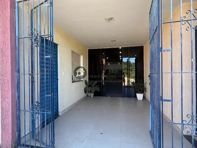 Galpão / Barracão à venda ou para alugar, no bairro Cajueiro em Cabo Frio