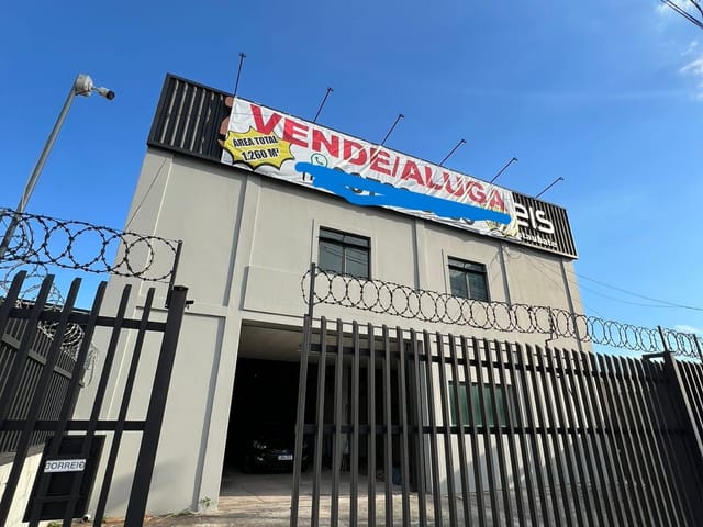 Galpão / Barracão com 1260m², à venda ou para alugar, no bairro Jardim Baronesa em Taubaté