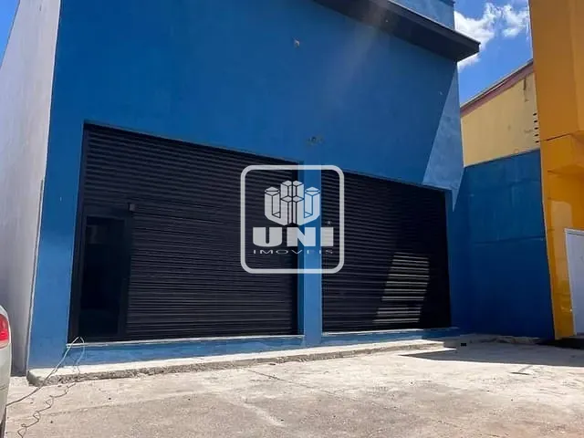 Galpão / Barracão com 600m², para alugar, no bairro São João em Jacareí