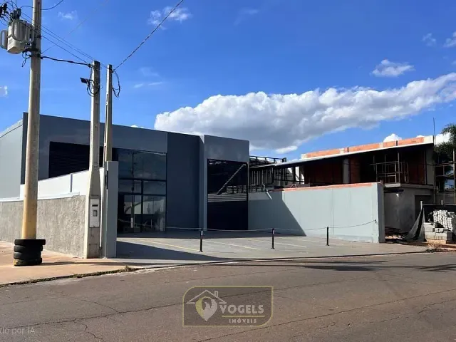 Galpão / Barracão com 987m², para alugar, no bairro Residencial dos Imigrantes em Holambra