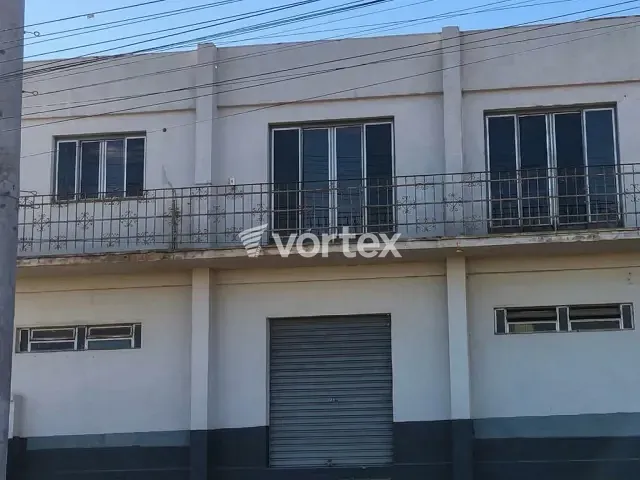 Galpão / Barracão à venda ou para alugar, no bairro Jóquei Clube em Uruguaiana
