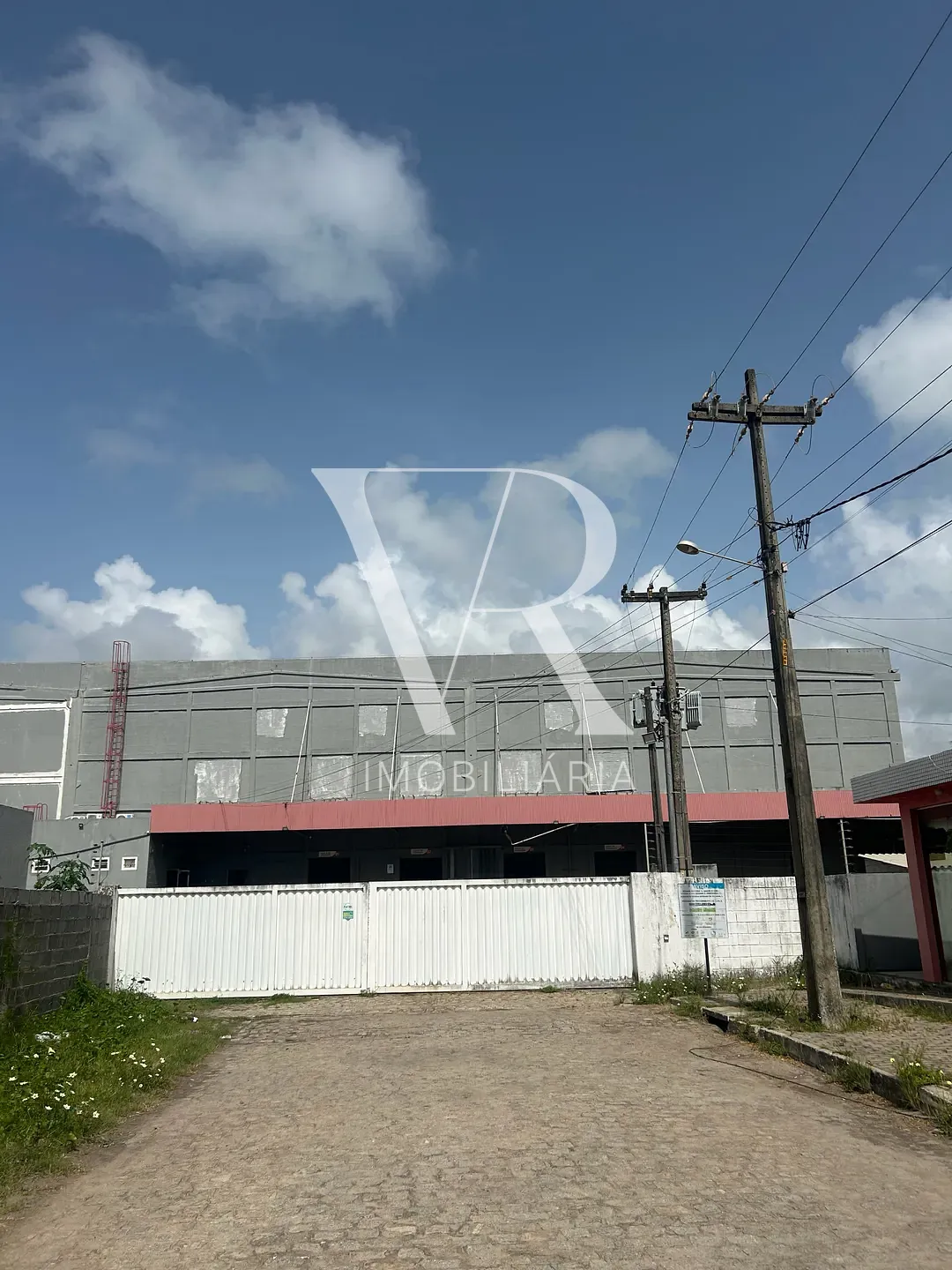 Depósito-Galpão, 1400 m² - Foto 1