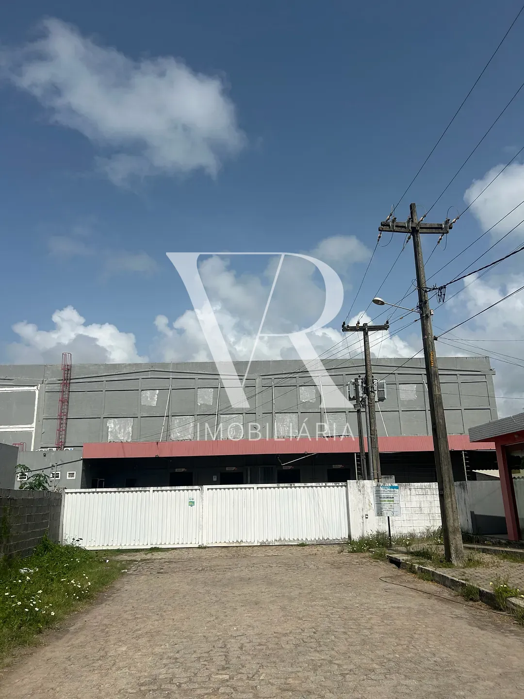 Depósito-Galpão, 1400 m² - Foto 1