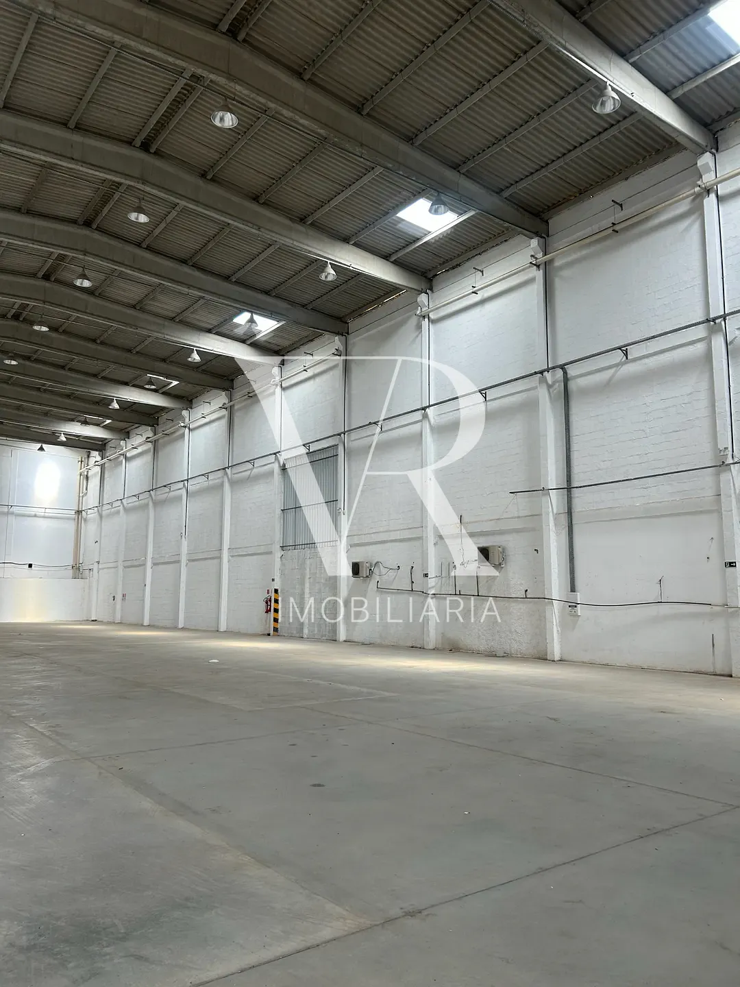 Depósito-Galpão, 1400 m² - Foto 19