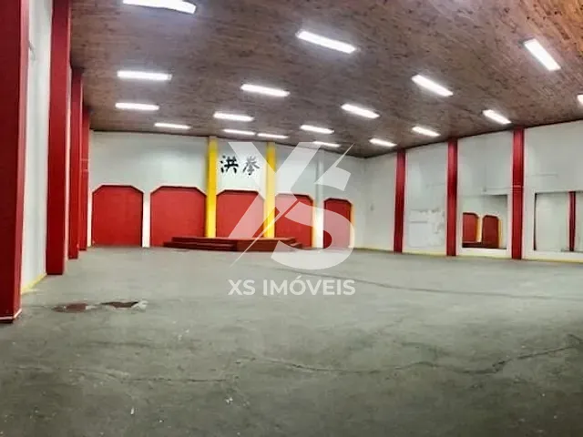 Terreno com 360m², à venda, no bairro Rebouças em Curitiba