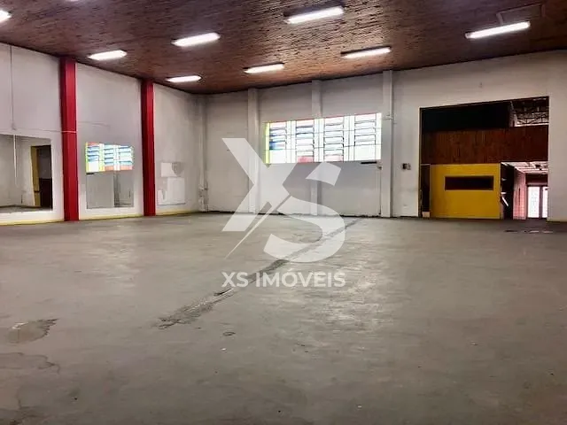 Terreno com 360m², à venda, no bairro Rebouças em Curitiba