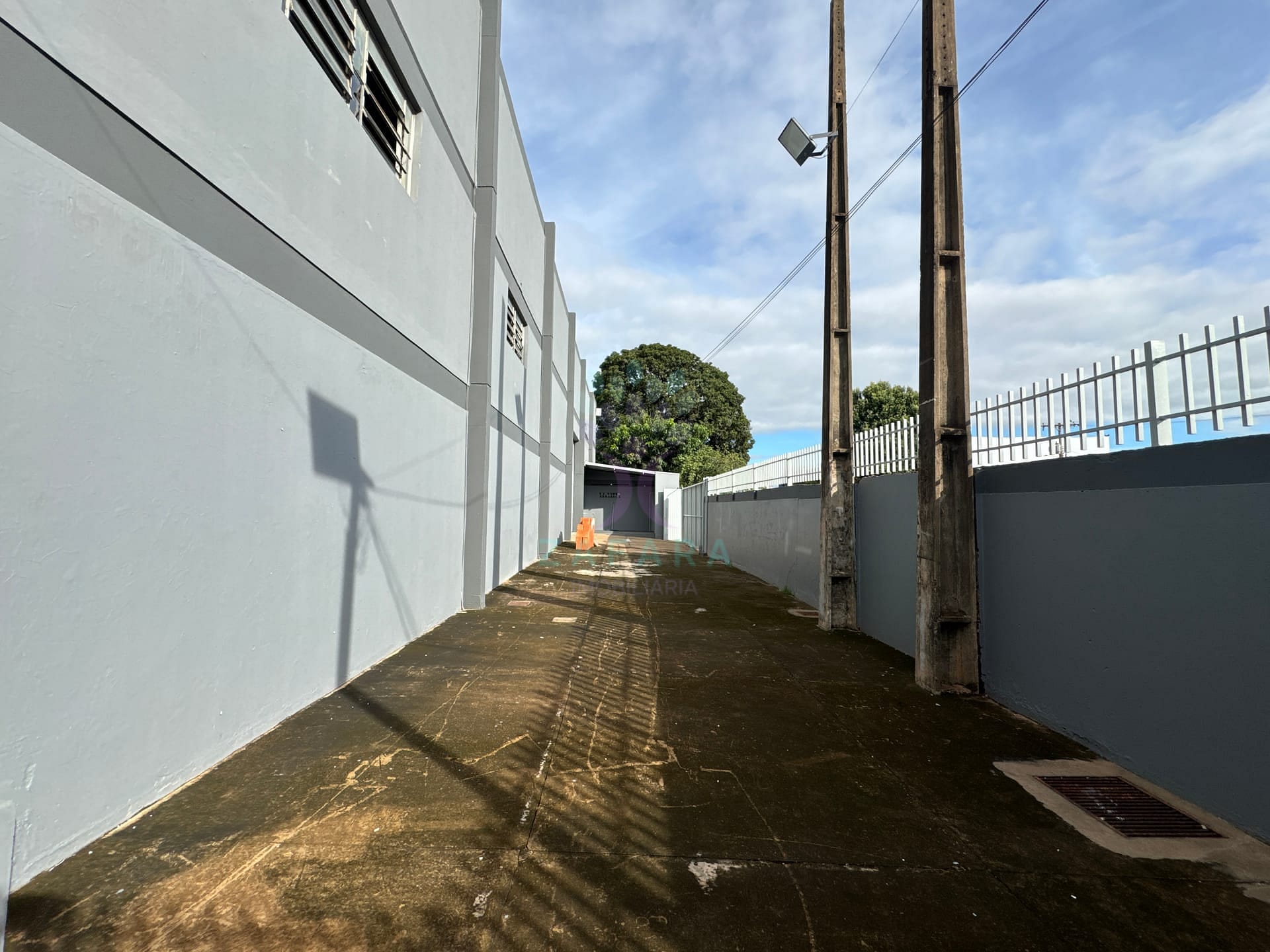 Depósito-Galpão-Armazém para alugar, 876m² - Foto 3