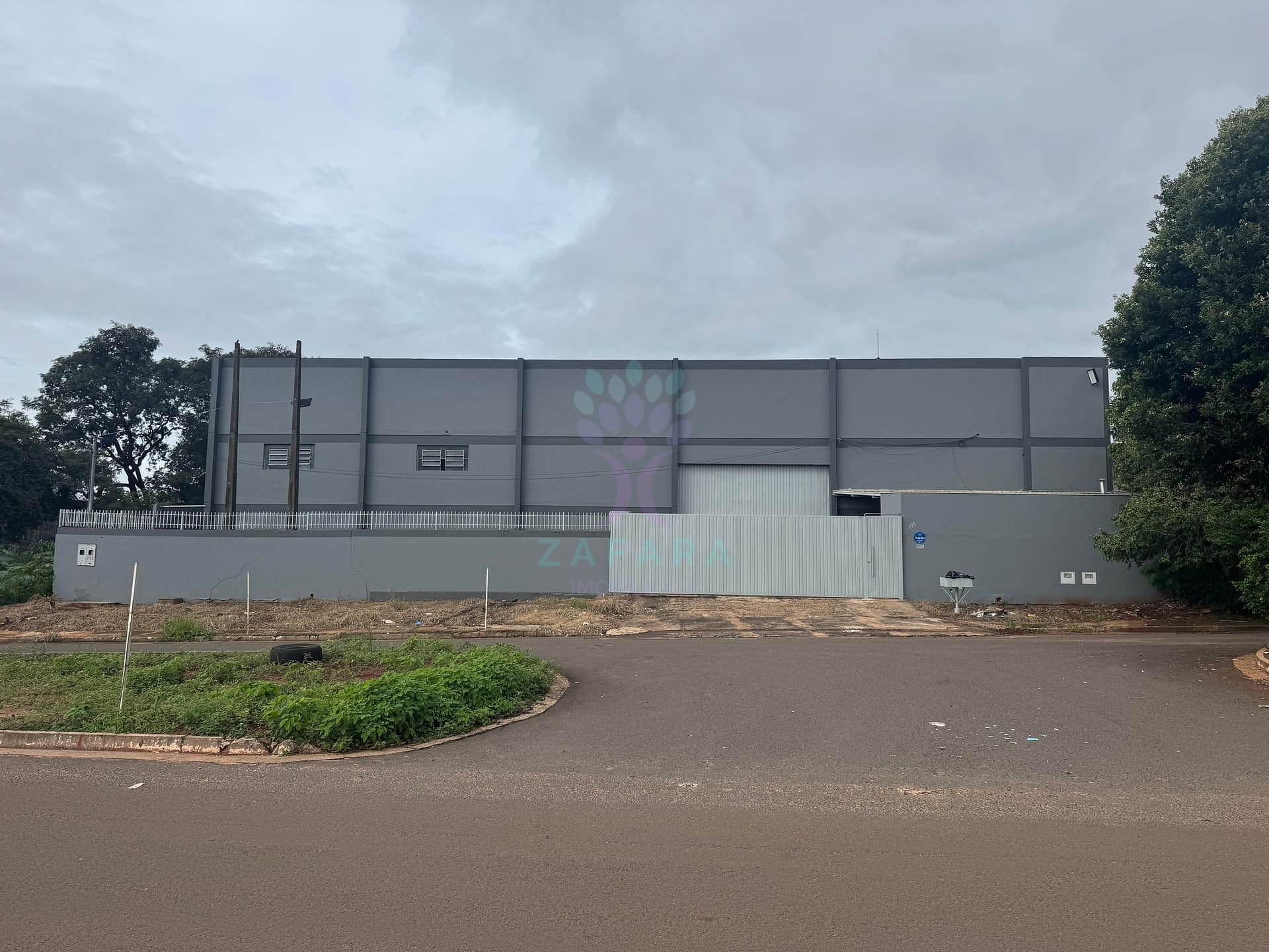 Depósito-Galpão-Armazém para alugar, 876m² - Foto 1