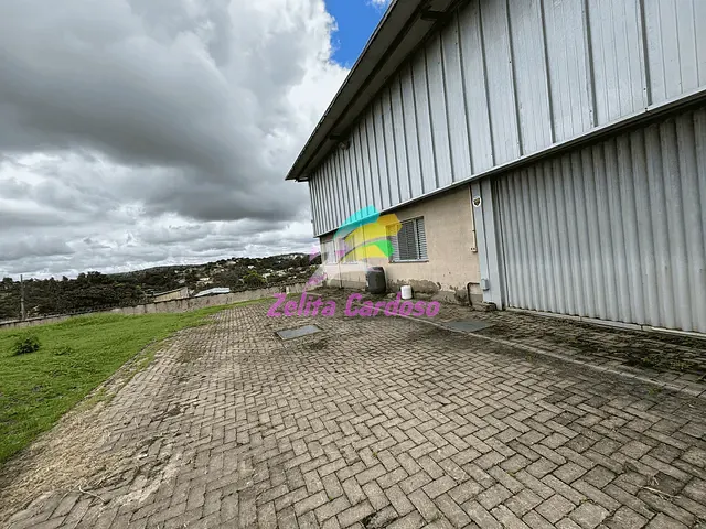 Galpão / Barracão com 2204m², à venda, no bairro Vale das Acácias em Ribeirão das Neves