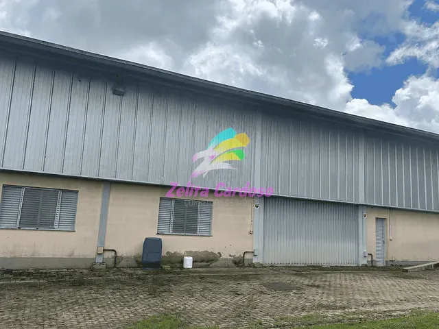 Galpão / Barracão com 2204m², à venda, no bairro Vale das Acácias em Ribeirão das Neves