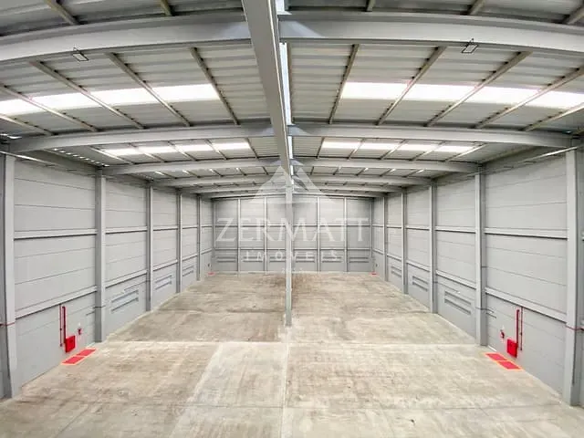 Galpão / Barracão com 2102m², para alugar, no bairro Encano Do Norte em Indaial