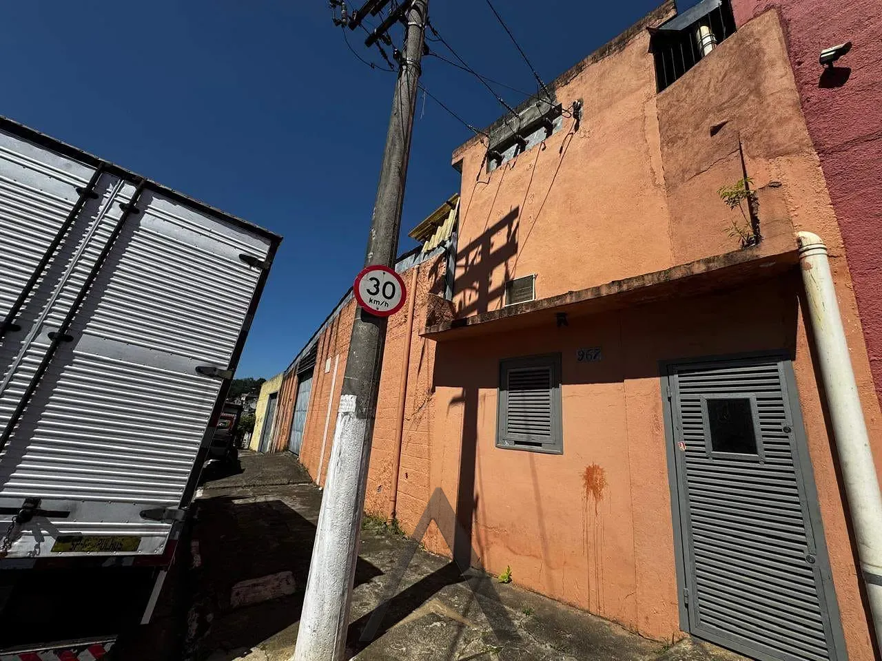 Depósito-Galpão, 646 m² - Foto 2