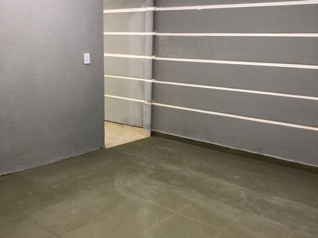 Foto do Sala - 🌟 Espaço Versátil no Belém: Salão de 100m² Pronto Para Seu Negócio, a 850m da Estação! 🚆🌟 2 salas, 2 banheiros | Organização Imobiliária Açores