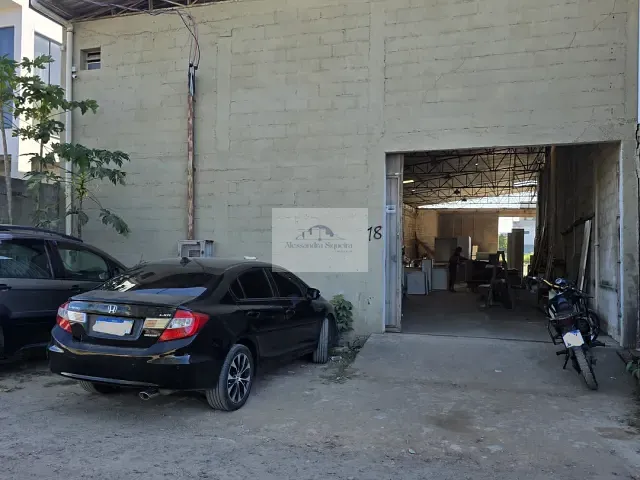 Galpão / Barracão à venda, no bairro Pontal das Garças em Vila Velha