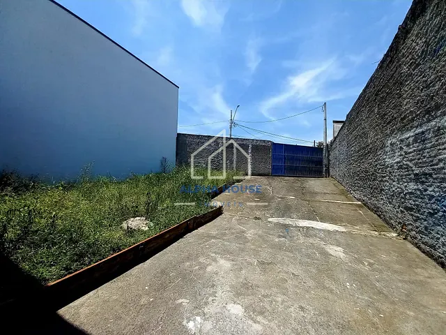 Galpão / Barracão com 304m², à venda, no bairro Jardim Rosely em Pindamonhangaba