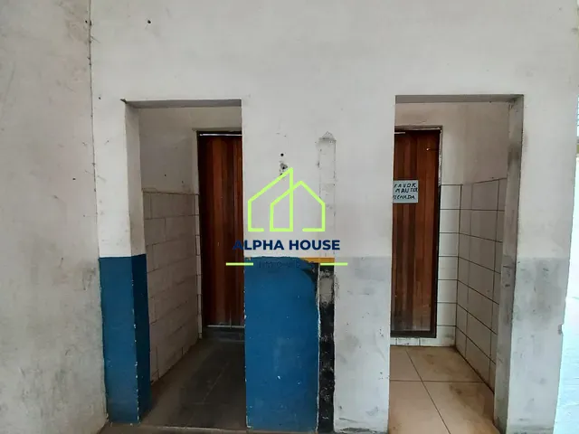 Galpão / Barracão com 304m², à venda, no bairro Jardim Rosely em Pindamonhangaba