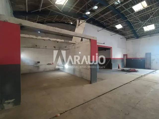 Galpão / Barracão com 1332m², à venda, no bairro São Judas em Itajaí