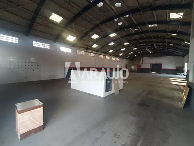 Galpão / Barracão com 1332m², à venda, no bairro São Judas em Itajaí