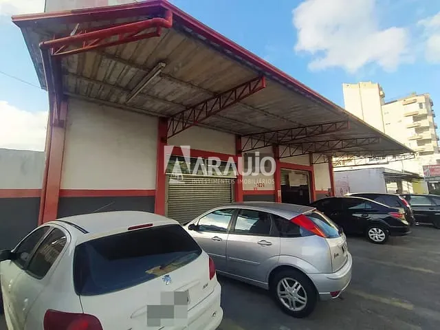 Galpão / Barracão com 1332m², à venda, no bairro São Judas em Itajaí