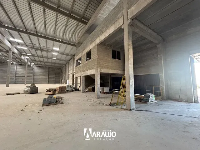 Galpão / Barracão com 3705m², para alugar, no bairro Escalvados em Navegantes