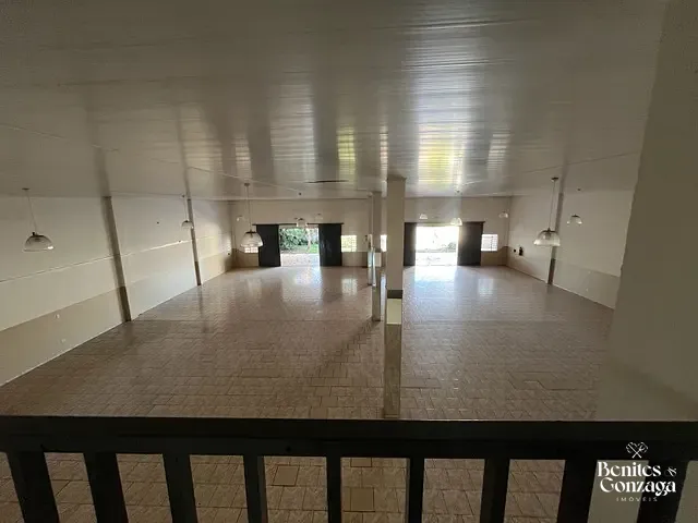 Galpão / Barracão com 800m², à venda, no bairro Jardim Diamante em Maringá