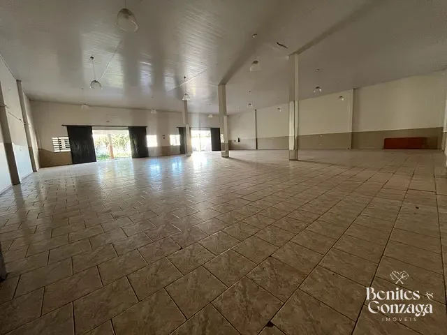 Galpão / Barracão com 800m², para alugar, no bairro Jardim Diamante em Maringá