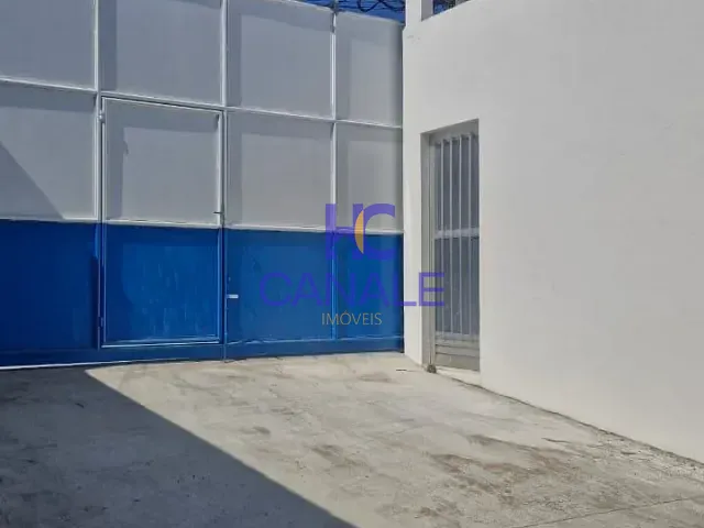 Galpão / Barracão com 432m², para alugar, no bairro Paciência em Rio de Janeiro