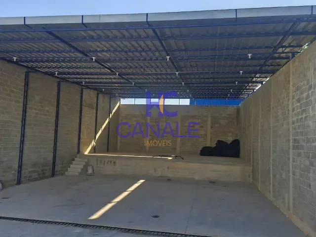 Galpão / Barracão com 432m², para alugar, no bairro Paciência em Rio de Janeiro