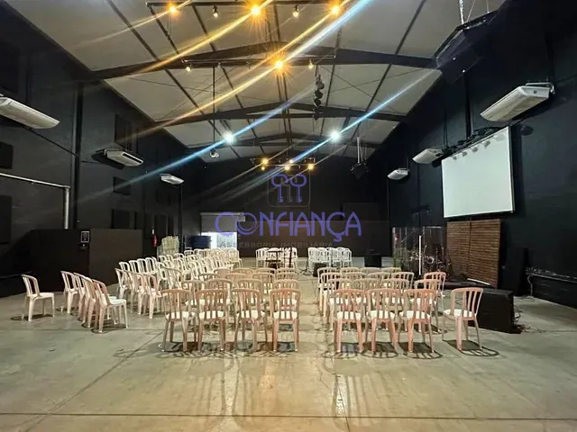 Galpão / Barracão com 800m², para alugar, no bairro Campo Grande em Rio de Janeiro