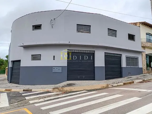 Galpão / Barracão para alugar, no bairro Centro em Porto Feliz