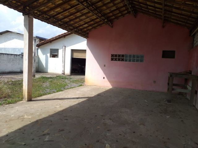 Galpão / Barracão com 1255m², à venda, no bairro Vila Zélia  em Lorena