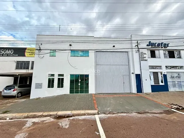 Galpão / Barracão para alugar, no bairro Parque São Paulo em Cascavel