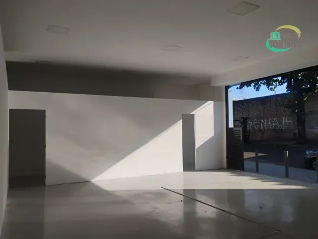 Galpão / Barracão com 240m², para alugar, no bairro Jardim Santa Izabel em Hortolândia