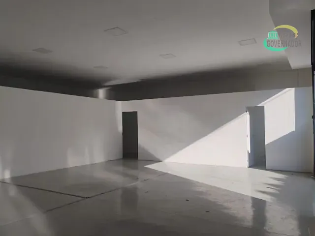 Galpão / Barracão com 240m², para alugar, no bairro Jardim Santa Izabel em Hortolândia