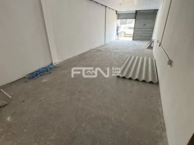 Loja com 52m², para alugar, no bairro centro em Camaçari