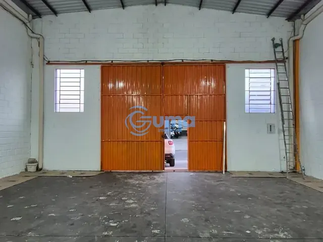 Galpão / Barracão com 250m², para alugar, no bairro Vila Santa Libânia em Bragança Paulista