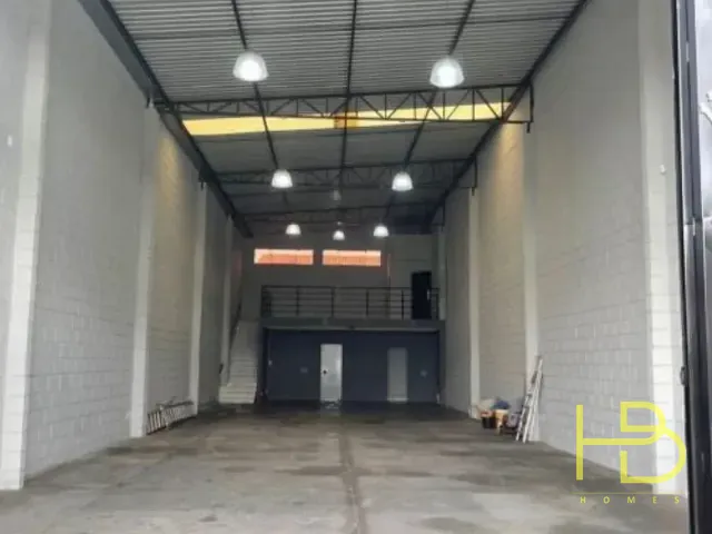 Galpão / Barracão à venda ou para alugar, no bairro Jardim Tulipas em Sorocaba