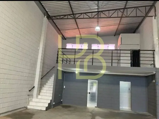 Galpão / Barracão à venda ou para alugar, no bairro Jardim Tulipas em Sorocaba