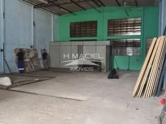Galpão / Barracão com 250m², para alugar, no bairro Jardim Eulina em Campinas