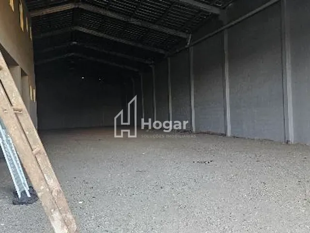 Galpão / Barracão com 1031m², à venda ou para alugar, no bairro Bandeirantes em Londrina