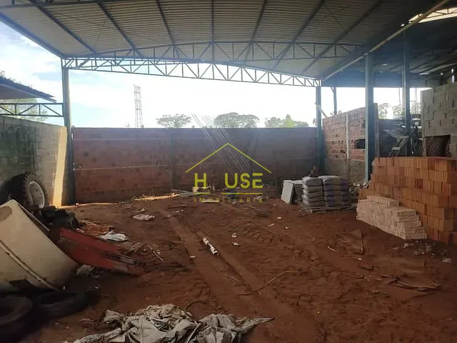 Galpão / Barracão com 400m², à venda, no bairro Jardim Nogueira do Prado em Votuporanga