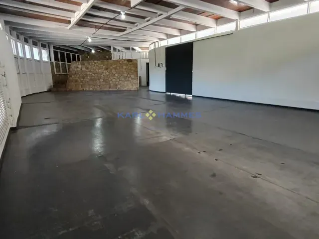 Galpão / Barracão para alugar, no bairro Corrêas em Petrópolis