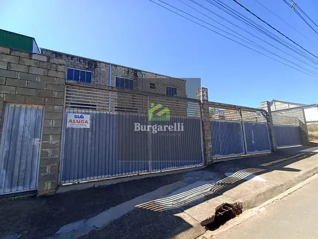 Galpão / Barracão à venda ou para alugar, no bairro Jardim Rio Bonito em Lavras
