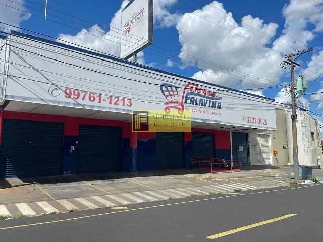 Galpão / Barracão com 1300m², para alugar, no bairro Vila Curti em São José do Rio Preto