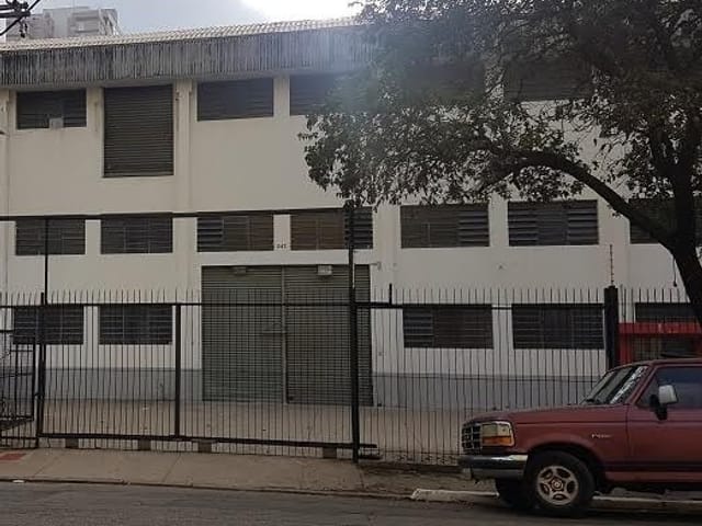 Galpão / Barracão com 2720m², à venda ou para alugar, no bairro Água Branca em São Paulo