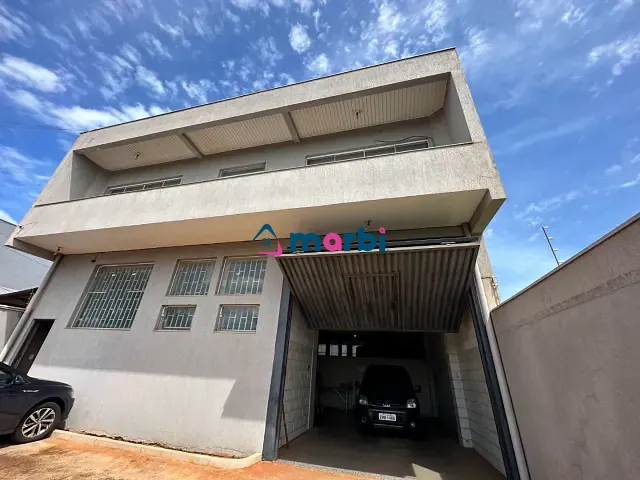 Galpão / Barracão com 551m², à venda, no bairro Jardim Souza Queiroz em Santa Bárbara D'Oeste