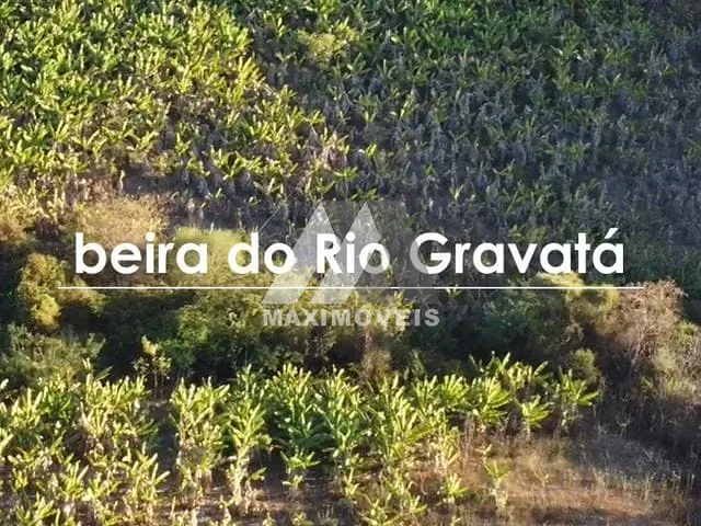 Chácara com 50000m² 3 quartos e 2 banheiros, à venda, no bairro Zona Rural em Araçuaí