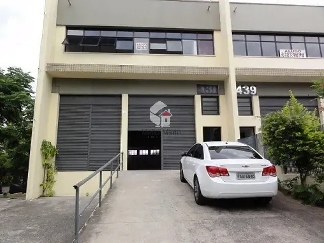 Galpão / Barracão com 1403m², para alugar, no bairro Tamboré em Barueri