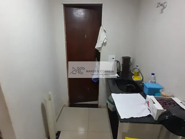 Galpão / Barracão com 250m², à venda, no bairro Jardim São Francisco de Assis em Londrina